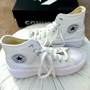 Platform Converse Women’s Size 6